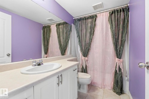 204 10827 85 Avenue, Edmonton, AB - Indoor Photo Showing Bathroom