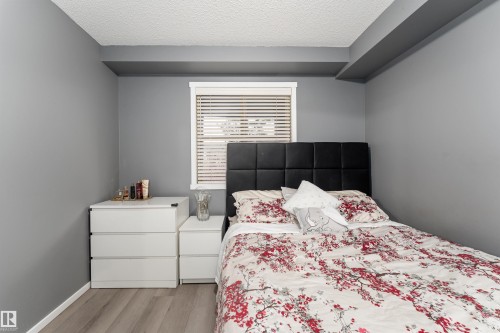117 3207 James Mowatt Trail, Edmonton, AB - Indoor Photo Showing Bedroom