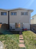 F 16409 89 Avenue  Edmonton, AB T5R 4S1