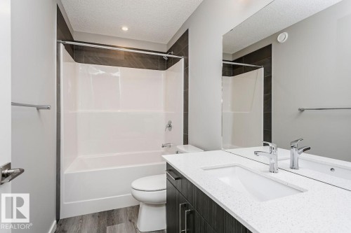 314 Hawthorn Way, Leduc, AB - Indoor Photo Showing Bathroom