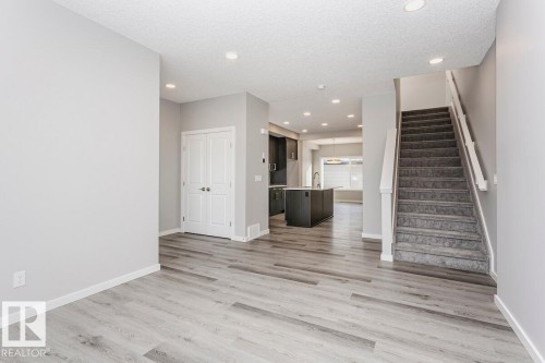 314 Hawthorn Way, Leduc, AB - Indoor Photo Showing Other Room