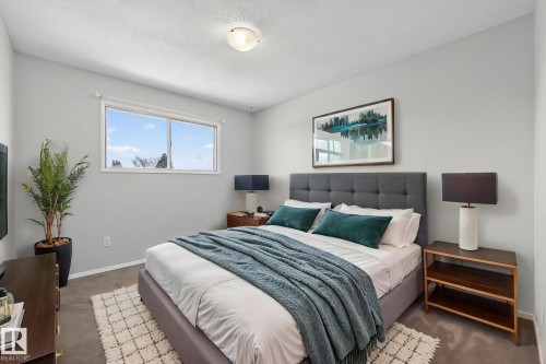6714 149 Avenue, Edmonton, AB - Indoor Photo Showing Bedroom
