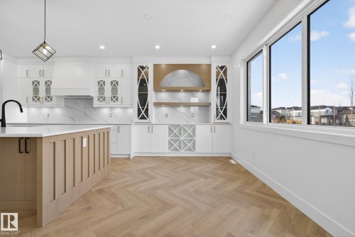 34 Avonlea Way, Spruce Grove, AB - Indoor Photo Showing Kitchen