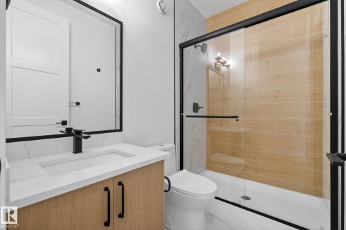 34 Avonlea Way, Spruce Grove, AB - Indoor Photo Showing Bathroom