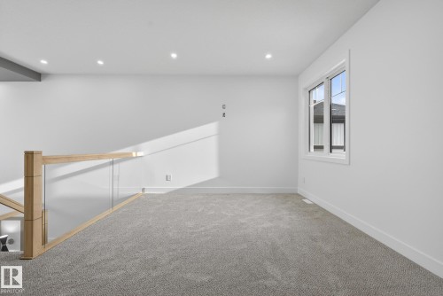 34 Avonlea Way, Spruce Grove, AB - Indoor Photo Showing Other Room