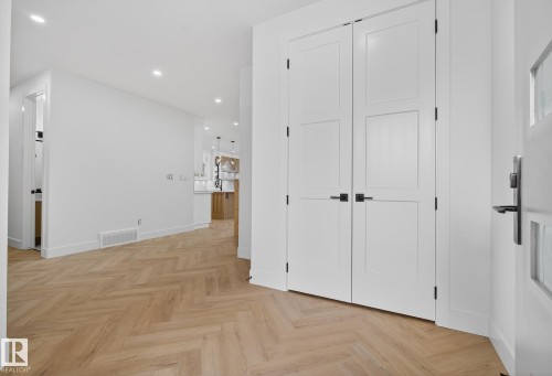 34 Avonlea Way, Spruce Grove, AB - Indoor Photo Showing Other Room