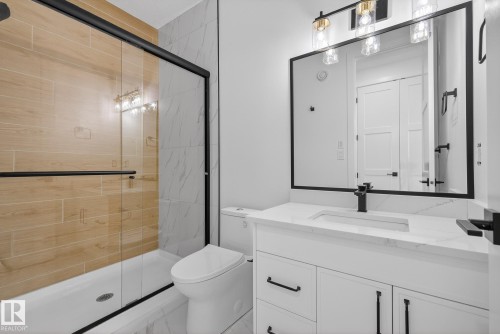 34 Avonlea Way, Spruce Grove, AB - Indoor Photo Showing Bathroom