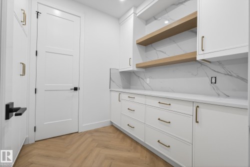 34 Avonlea Way, Spruce Grove, AB - Indoor Photo Showing Other Room