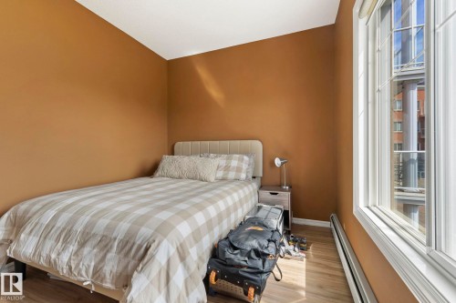 237 263 Macewan Road, Edmonton, AB - Indoor Photo Showing Bedroom