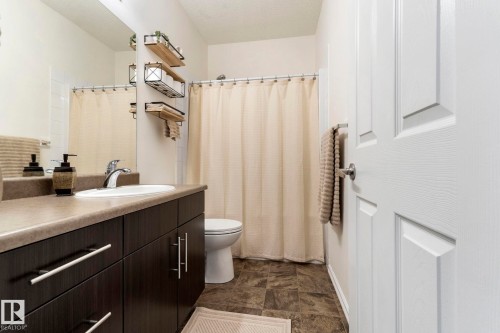 237 263 Macewan Road, Edmonton, AB - Indoor Photo Showing Bathroom