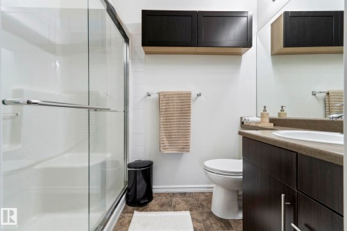 237 263 Macewan Road, Edmonton, AB - Indoor Photo Showing Bathroom