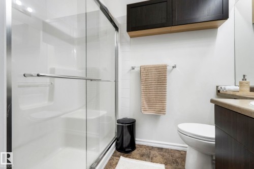 237 263 Macewan Road, Edmonton, AB - Indoor Photo Showing Bathroom