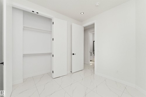 5913 17 Street, Rural Leduc County, AB - Indoor Photo Showing Other Room