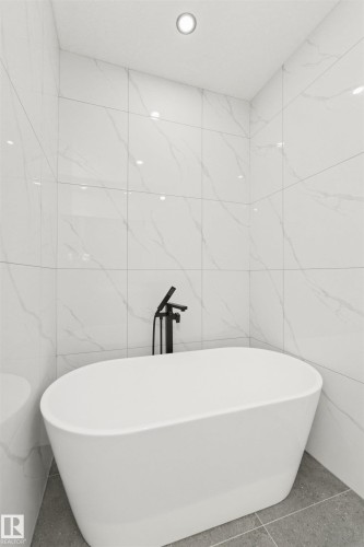 5913 17 Street, Rural Leduc County, AB - Indoor Photo Showing Bathroom