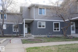 600 LAKEWOOD Road N  Edmonton, AB T6K 3Y1