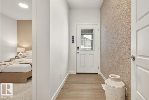 3139 Dixon Landing Landing, Edmonton, AB - Indoor