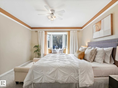 12 Muir Drive, St. Albert, AB - Indoor Photo Showing Bedroom