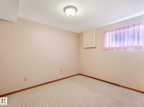 12 Muir Drive, St. Albert, AB - Indoor Photo Showing Other Room