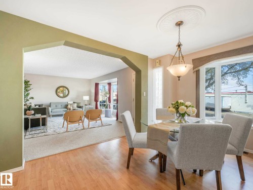 12 Muir Drive, St. Albert, AB - Indoor Photo Showing Dining Room