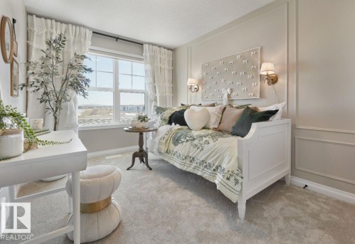 12844 211 Street, Edmonton, AB - Indoor Photo Showing Bedroom