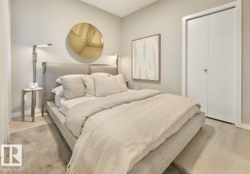 8727 224 Street, Edmonton, AB - Indoor Photo Showing Bedroom