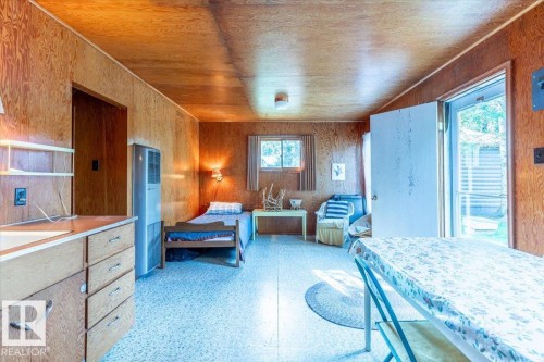 60 Beach Ave, Rural Leduc County, AB 