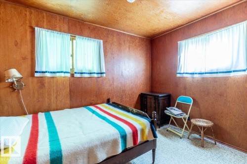 60 Beach Ave, Rural Leduc County, AB 