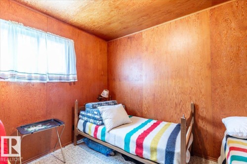 60 Beach Ave, Rural Leduc County, AB 