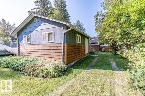 60 Beach Ave, Rural Leduc County, AB 