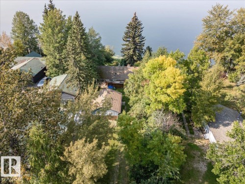 60 Beach Ave, Rural Leduc County, AB 