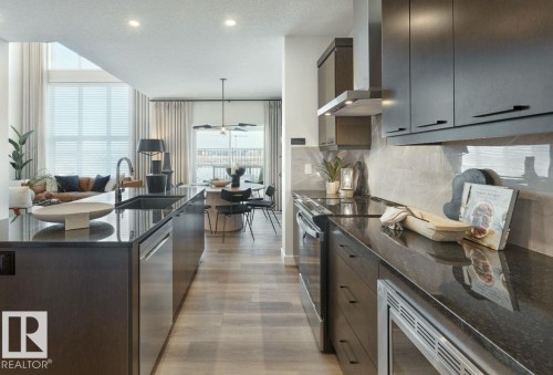 8739 224 Street, Edmonton, AB - Indoor Photo Showing Kitchen With Upgraded Kitchen