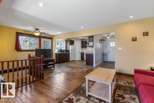 21 Mill Drive, St. Albert, AB - Indoor