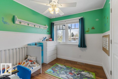 21 Mill Drive, St. Albert, AB - Indoor