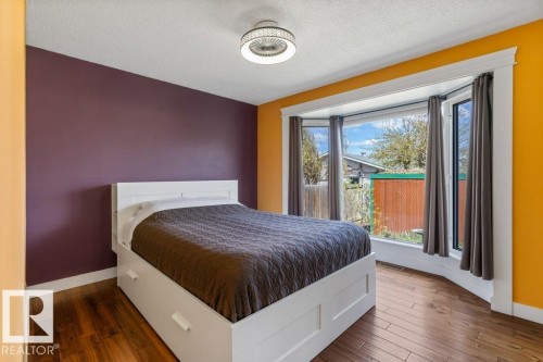 21 Mill Drive, St. Albert, AB - Indoor Photo Showing Bedroom