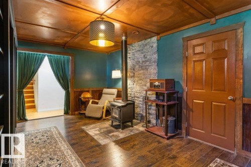21 Mill Drive, St. Albert, AB - Indoor Photo Showing Other Room