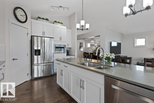 2107 Redtail Common, Edmonton, AB - Indoor Photo Showing Kitchen With Double Sink