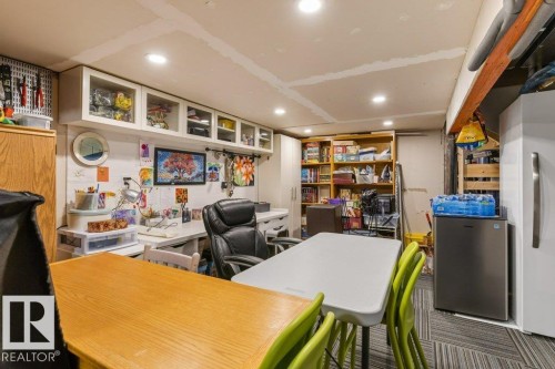 2107 Redtail Common, Edmonton, AB - Indoor