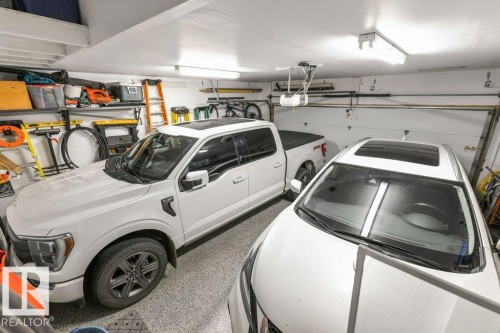 2107 Redtail Common, Edmonton, AB - Indoor Photo Showing Garage