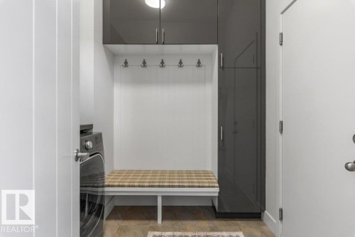 2107 Redtail Common, Edmonton, AB - Indoor