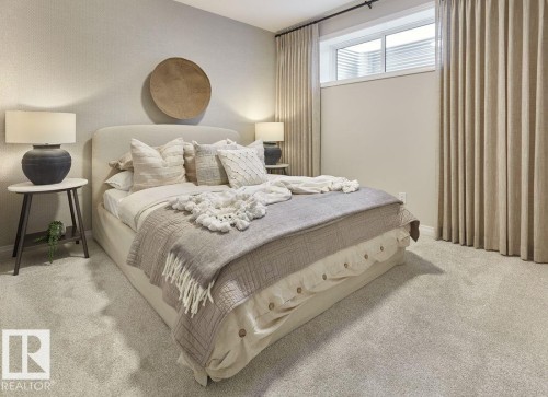12842 213A Street Nw, Edmonton, AB - Indoor Photo Showing Bedroom