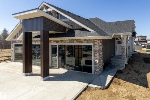 12842 213A Street Nw, Edmonton, AB - Outdoor