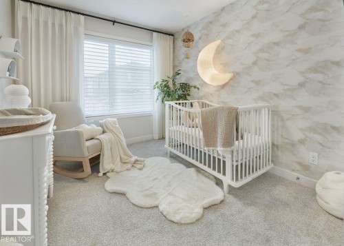 17515 7 Street, Edmonton, AB - Indoor Photo Showing Other Room