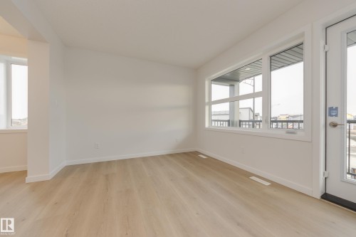 17237 4 Street, Edmonton, AB - Indoor Photo Showing Other Room