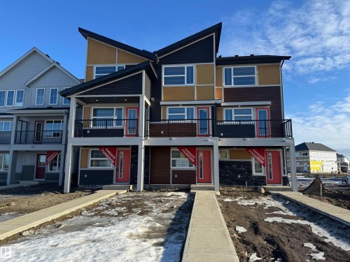 17233 4 Street  Edmonton, AB T5Y 4G5