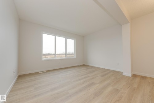 17233 4 Street, Edmonton, AB - Indoor Photo Showing Other Room