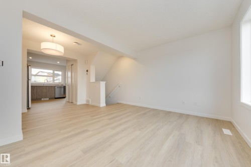 17233 4 Street, Edmonton, AB - Indoor Photo Showing Other Room