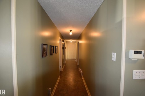 3102 Park Avenue, Mallaig, AB - Indoor Photo Showing Other Room