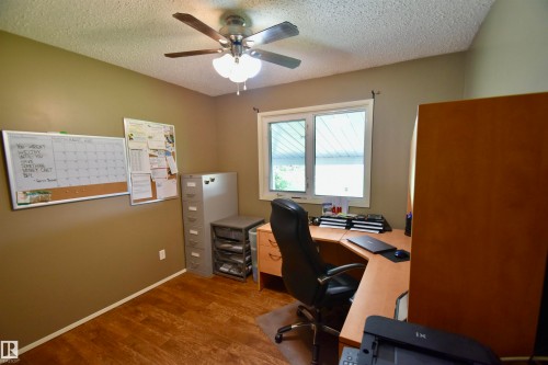 3102 Park Avenue, Mallaig, AB - Indoor Photo Showing Office
