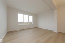 17231 4 Street, Edmonton, AB  - Indoor Photo Showing Other Room 