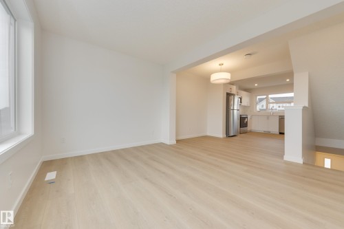 17231 4 Street, Edmonton, AB - Indoor Photo Showing Other Room